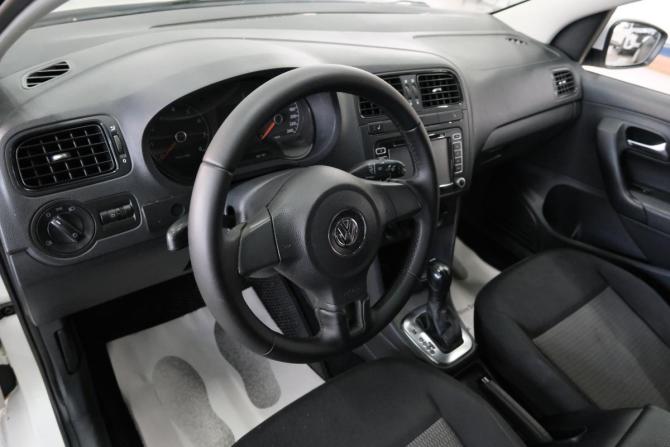 Volkswagen Polo V с пробегом 2011 года, цена 659 000 рублей, 241000 км, седан, Автокод Объявления