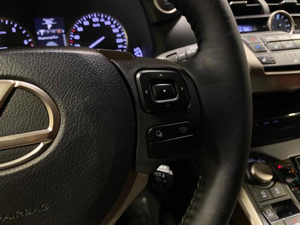 Lexus NX I с пробегом 2017 года, цена 2 990 000 рублей, 86378 км, внедорожник, Автокод Объявления