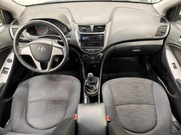 Hyundai Solaris I Рестайлинг с пробегом 2015 года, цена 887 652 рубля, 158969 км, хэтчбек, Автокод Объявления