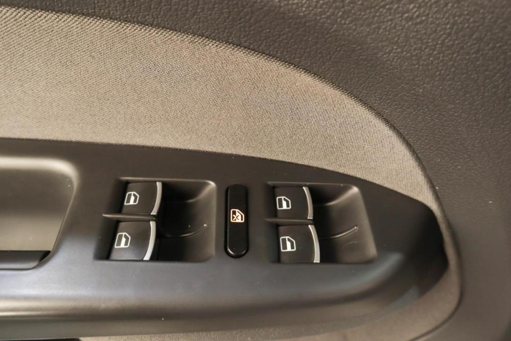 Volkswagen Touran I Рестайлинг Челябинск  - изображение 8