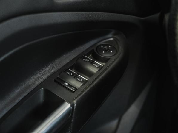 Ford Kuga II с пробегом 2015 года, цена 1 250 000 рублей, 226843 км, внедорожник, Автокод Объявления