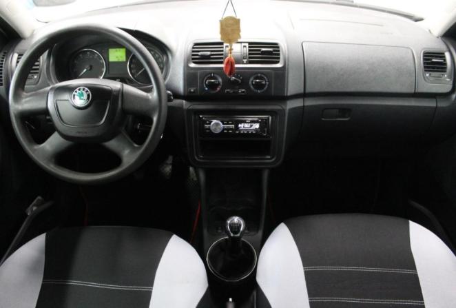 Skoda Fabia II Рестайлинг с пробегом 2011 года, цена 425 000 рублей, 184143 км, хэтчбек, Автокод Объявления