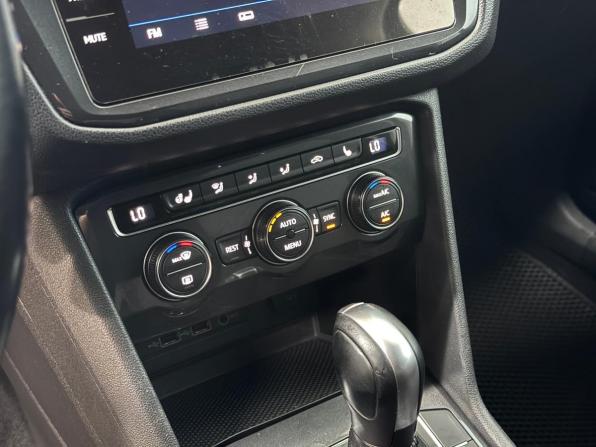 Volkswagen Tiguan II с пробегом 2019 года, цена 2 261 000 рублей, 132120 км, внедорожник, Автокод Объявления