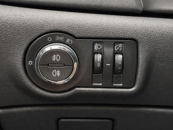 Opel Astra J Рестайлинг с пробегом 2013 года, цена 807 000 рублей, 118919 км, седан, Автокод Объявления