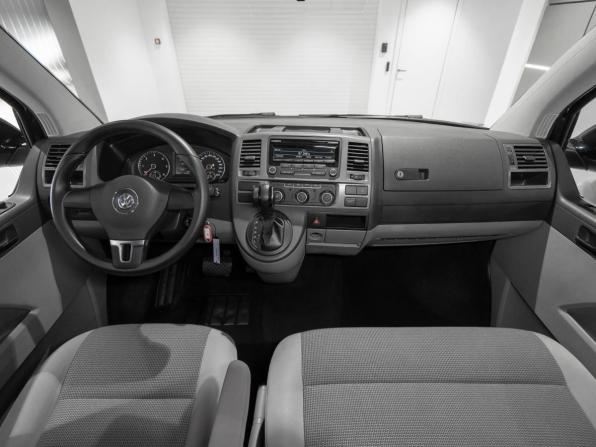 Volkswagen Caravelle T5 Рестайлинг с пробегом 2014 года, цена 2 850 000 рублей, 158580 км, минивэн, Автокод Объявления