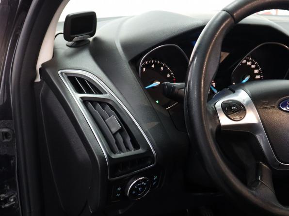 Ford Focus III с пробегом 2012 года, цена 899 000 рублей, 204528 км, седан, Автокод Объявления