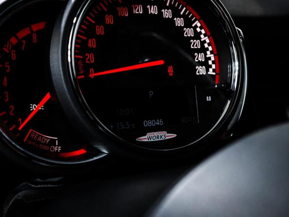 Mini Hatch III (F55/F56) Рестайлинг с пробегом 2019 года, цена 4 290 000 рублей, 8045 км, хэтчбек, Автокод Объявления
