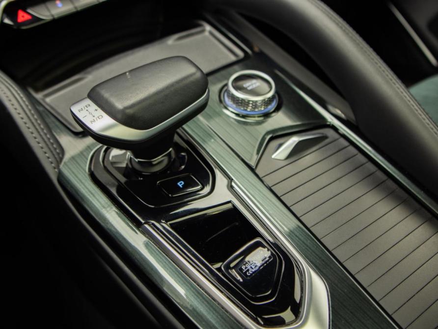 Geely Monjaro I Химки  - изображение 21
