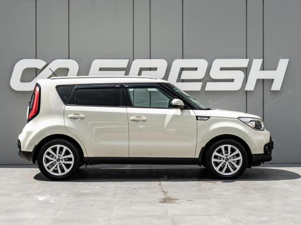 Kia Soul II Рестайлинг с пробегом 2017 года, цена 1 550 000 рублей, 157315 км, хэтчбек, Автокод Объявления