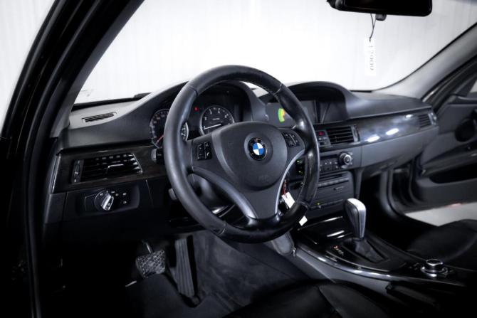 BMW 3 серии V (E90/E91/E92/E93) Рестайлинг с пробегом 2011 года, цена 1 249 000 рублей, 237333 км, седан, Автокод Объявления