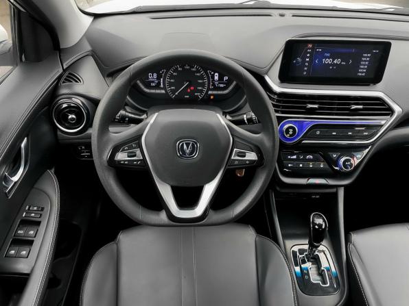 Changan Alsvin с пробегом 2023 года, цена 1 015 000 рублей, 71796 км, седан, Автокод Объявления