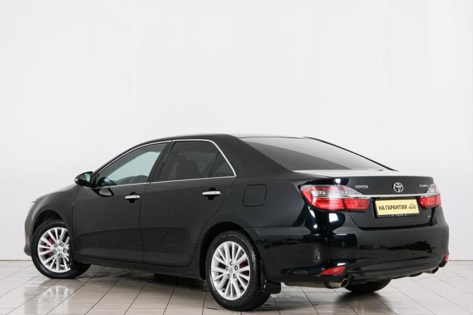 Toyota Camry VII (XV50) Рестайлинг с пробегом 2015 года, цена 2 599 000 рублей, 243000 км, седан, Автокод Объявления