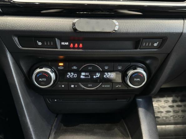 Mazda 3 III (BM) с пробегом 2014 года, цена 1 499 000 рублей, 135751 км, седан, Автокод Объявления