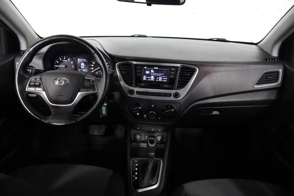 Hyundai Solaris II Санкт-Петербург  - изображение 10