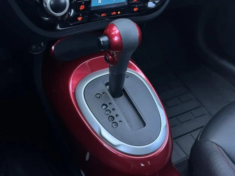 Nissan Juke I Рестайлинг Новосибирск  - изображение 16