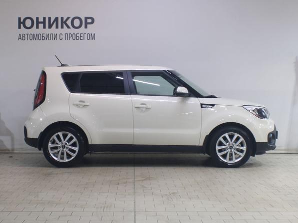 Kia Soul II Рестайлинг с пробегом 2018 года, цена 1 589 000 рублей, 87112 км, хэтчбек, Автокод Объявления