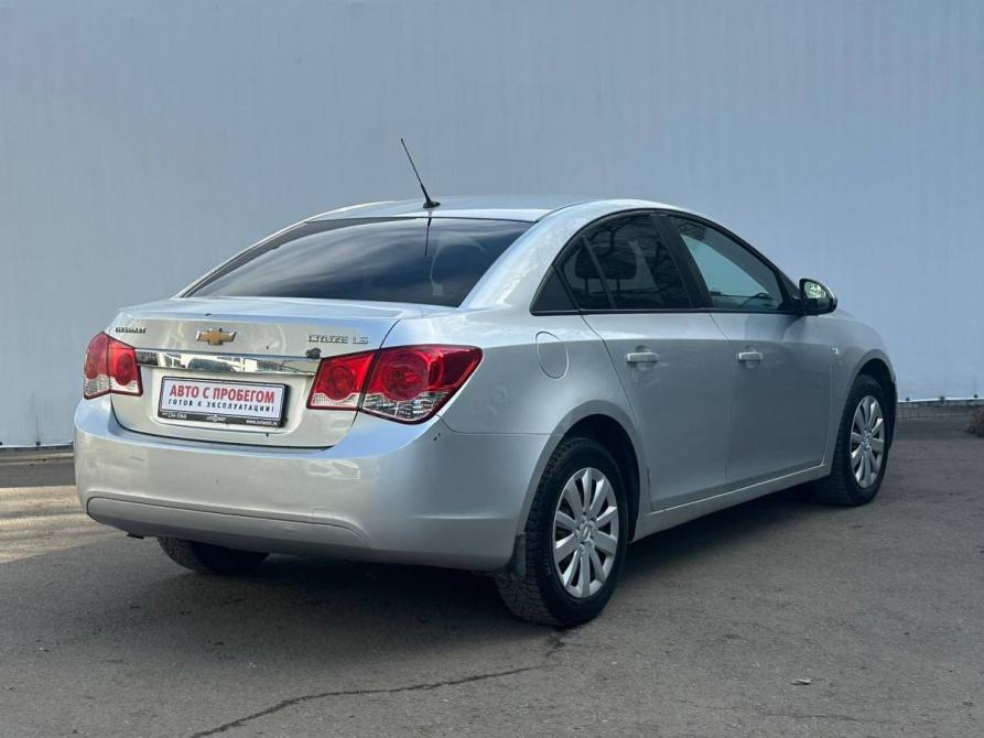 Chevrolet Cruze I Рестайлинг Москва  - изображение 5