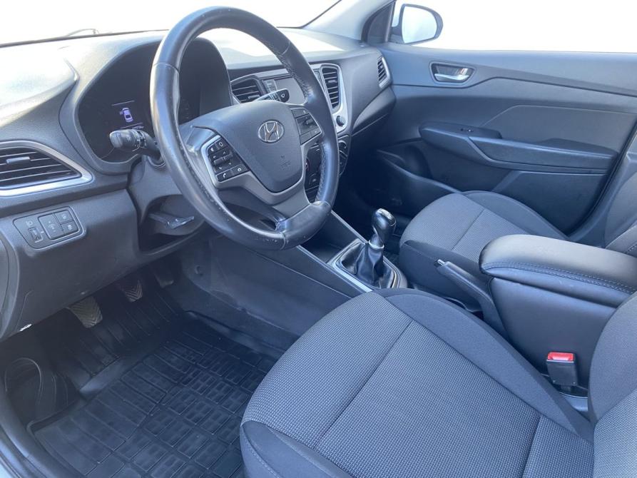 Hyundai Solaris II Москва  - изображение 9