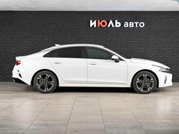 Kia K5 III с пробегом 2021 года, цена 2 690 000 рублей, 57666 км, седан, Автокод Объявления