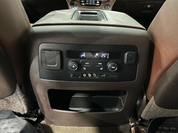 Chevrolet Tahoe IV с пробегом 2016 года, цена 3 070 000 рублей, 184896 км, внедорожник, Автокод Объявления