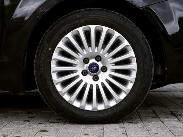 Ford Focus II Рестайлинг с пробегом 2009 года, цена 499 000 рублей, 263964 км, хэтчбек, Автокод Объявления