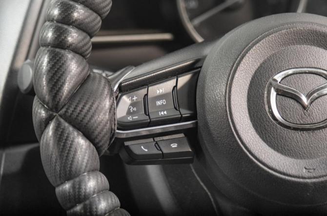 Mazda Axela III Рестайлинг с пробегом 2018 года, цена 1 269 000 рублей, 157000 км, седан, Автокод Объявления