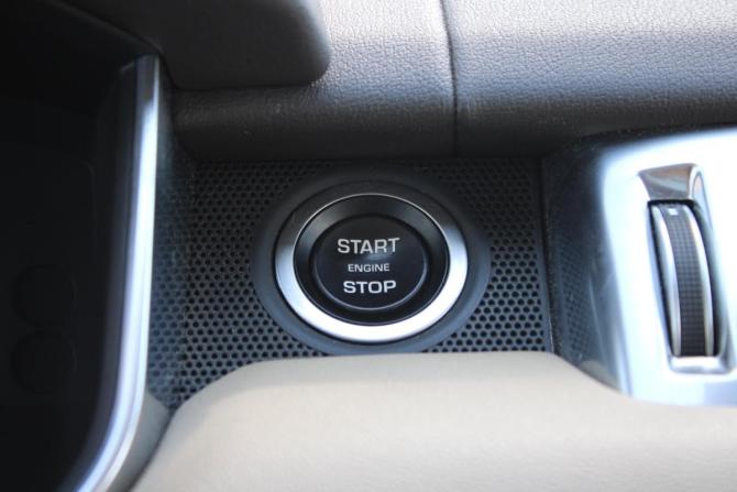 Land Rover Range Rover Sport II с пробегом 2016 года, цена 2 549 000 рублей, 182000 км, внедорожник, Автокод Объявления