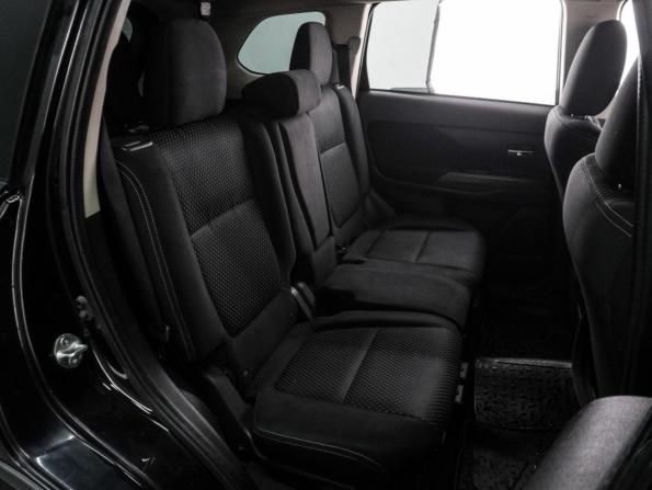 Mitsubishi Outlander III Рестайлинг 2 с пробегом 2016 года, цена 1 999 000 рублей, 187040 км, внедорожник, Автокод Объявления