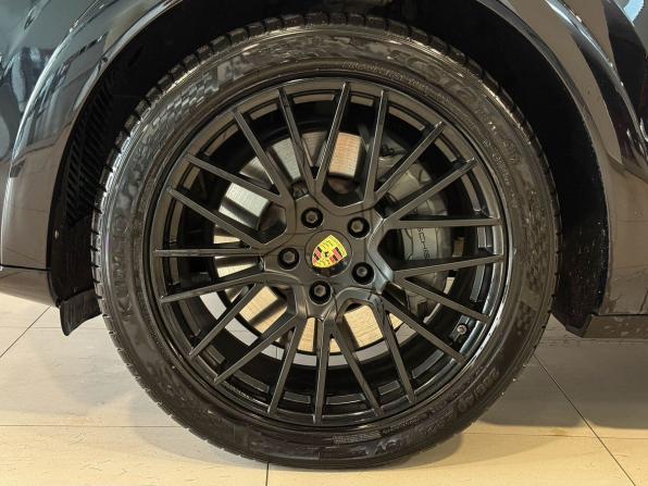 Porsche Cayenne III с пробегом 2018 года, цена 6 888 000 рублей, 111748 км, внедорожник, Автокод Объявления