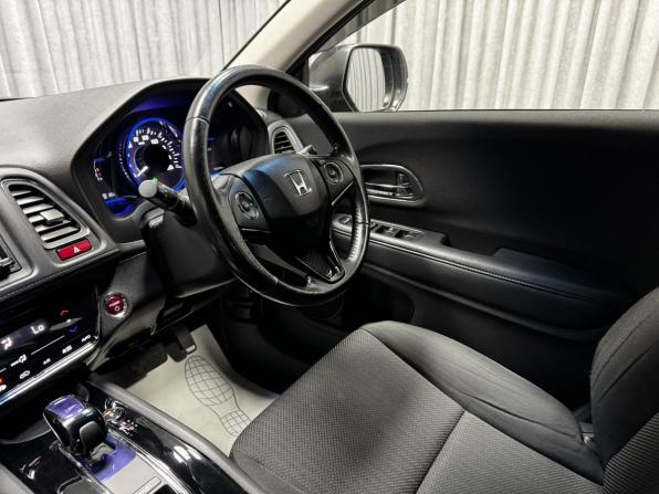 Honda Vezel I с пробегом 2014 года, цена 1 510 000 рублей, 120309 км, внедорожник, Автокод Объявления