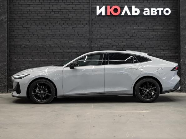 Changan UNI-V I с пробегом 2023 года, цена 2 470 000 рублей, 42754 км, лифтбек, Автокод Объявления
