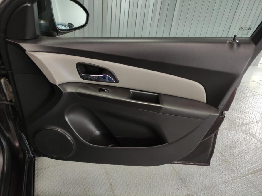 Chevrolet Cruze I Рестайлинг Пермь  - изображение 16