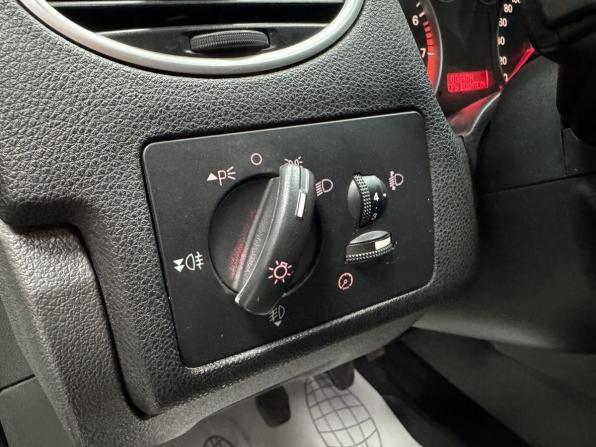 Ford Focus II с пробегом 2007 года, цена 500 000 рублей, 273149 км, седан, Автокод Объявления