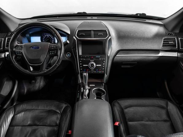 Ford Explorer V Рестайлинг с пробегом 2017 года, цена 2 490 000 рублей, 142892 км, внедорожник, Автокод Объявления