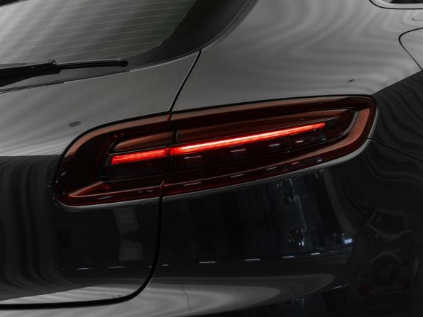 Porsche Macan I с пробегом 2016 года, цена 4 590 000 рублей, 77552 км, внедорожник, Автокод Объявления