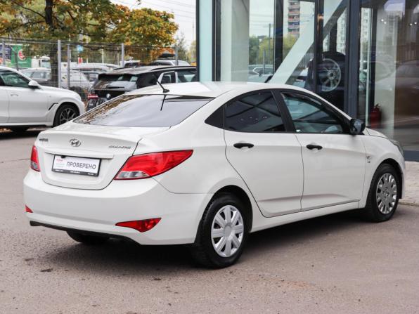 Hyundai Solaris I Рестайлинг с пробегом 2015 года, цена 930 000 рублей, 185692 км, седан, Автокод Объявления