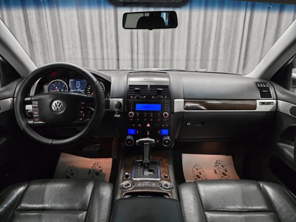 Volkswagen Touareg I Рестайлинг с пробегом 2008 года, цена 1 080 000 рублей, 263000 км, внедорожник, Автокод Объявления