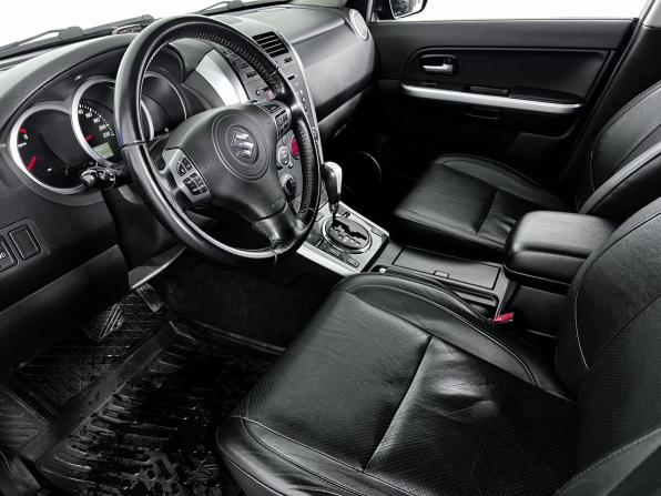 Suzuki Grand Vitara II Рестайлинг 2 с пробегом 2012 года, цена 880 000 рублей, 180000 км, внедорожник, Автокод Объявления