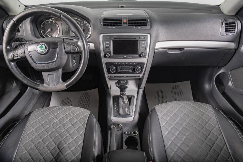 Skoda Octavia II (A5) Рестайлинг Томск  - изображение 13