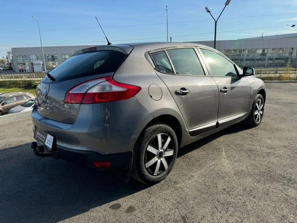 Renault Megane III Рестайлинг с пробегом 2012 года, цена 575 000 рублей, 245678 км, хэтчбек, Автокод Объявления