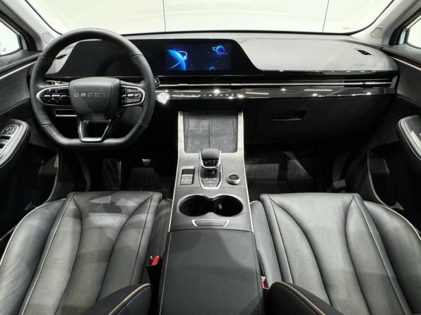 Omoda C5 I с пробегом 2023 года, цена 1 760 000 рублей, 24276 км, внедорожник, Автокод Объявления
