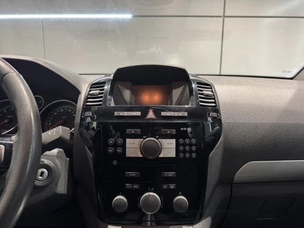 Opel Zafira B Рестайлинг с пробегом 2011 года, цена 625 000 рублей, 185000 км, компактвэн, Автокод Объявления