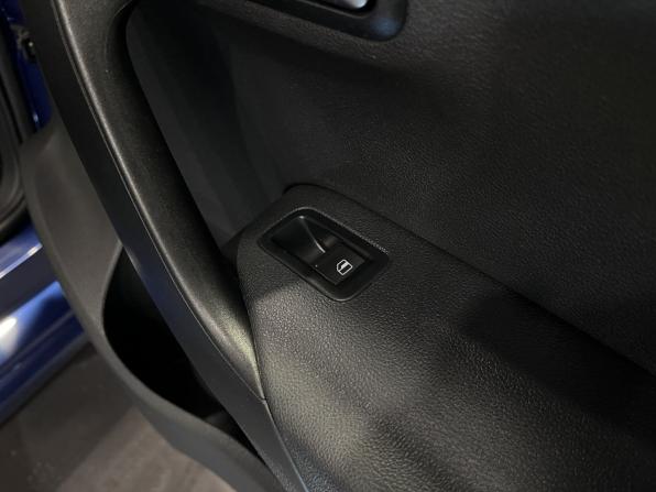 Volkswagen Polo V Рестайлинг с пробегом 2020 года, цена 1 530 000 рублей, 60829 км, седан, Автокод Объявления