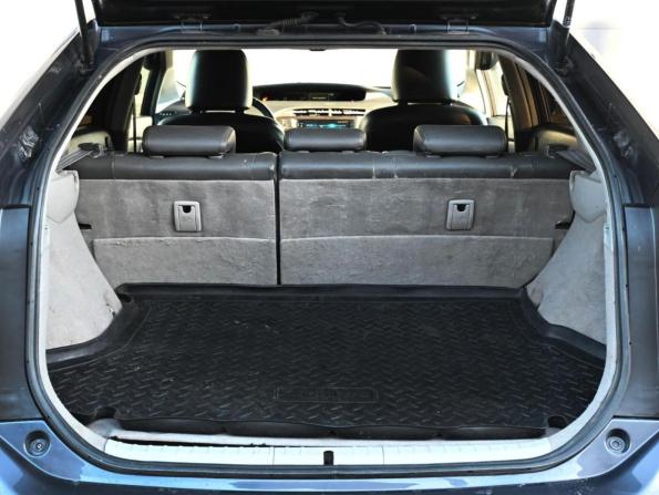 Toyota Prius III Рестайлинг (XW30) с пробегом 2011 года, цена 949 000 рублей, 367061 км, лифтбек, Автокод Объявления