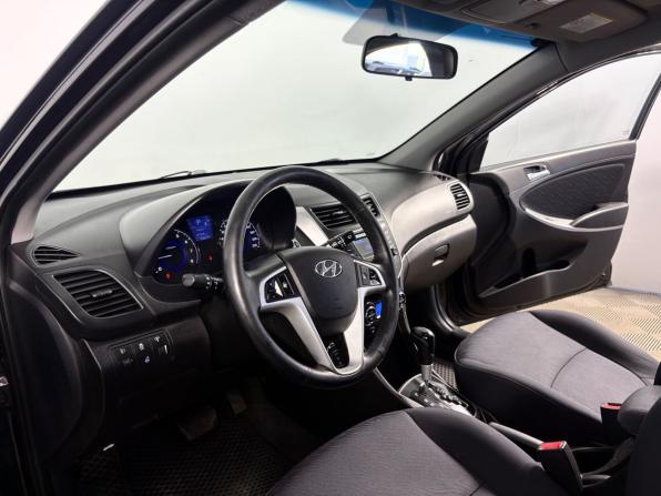 Hyundai Solaris I с пробегом 2013 года, цена 920 000 рублей, 158677 км, седан, Автокод Объявления