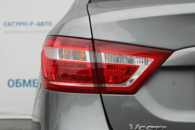 Lada (ВАЗ) Vesta I с пробегом 2018 года, цена 750 000 рублей, 107000 км, седан, Автокод Объявления
