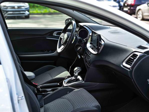 Kia Ceed III с пробегом 2020 года, цена 1 608 000 рублей, 124797 км, универсал, Автокод Объявления