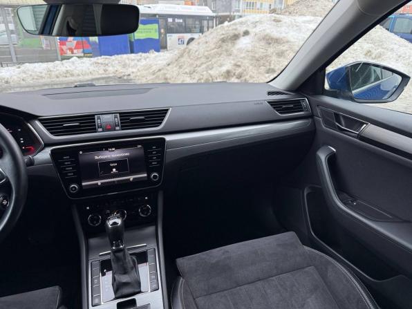 Skoda Superb III Рестайлинг с пробегом 2021 года, цена 2 055 000 рублей, 198500 км, лифтбек, Автокод Объявления