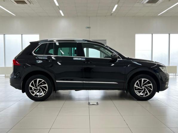 Volkswagen Tiguan II с пробегом 2018 года, цена 2 620 000 рублей, 122668 км, внедорожник, Автокод Объявления