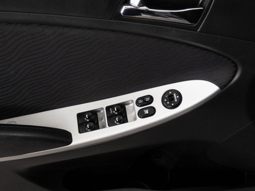 Hyundai Solaris I Казань  - изображение 18